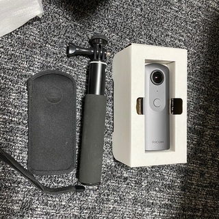 ✨値下げ RICOH THETA V メタリックグレー 360度カメラ