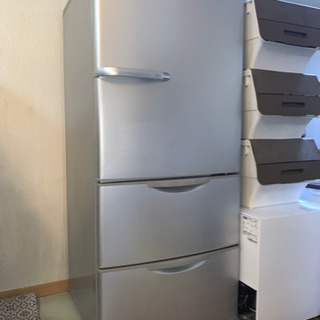 【ネット決済】3ドア冷蔵庫　アクア　264L 1〜2人向けサイズ