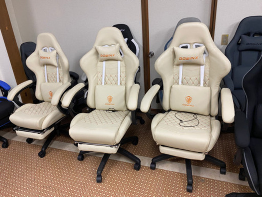 現地確認可能　全国発送可能　ゲーミングチェア　椅子　新品　11000-15000円