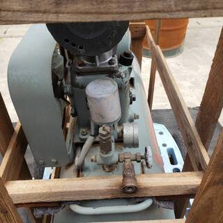 8/21ご契約ありがとうございました★値下げしました・￥18,000★エアーコンプレッサー★