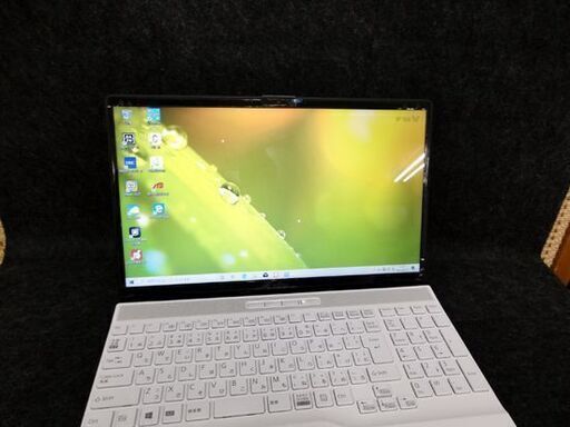 美品 富士通 FMV LIFEBOOK AH42/E1 ノートパソコン 15.6インチ AMD 