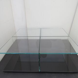 山口)下松市より　ガラステーブル(カッシーナ)72×72×22　...