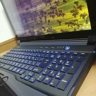 富士通 高性能4コア8スレッド版Core i7搭載 大容量SSD480G メモリ大
