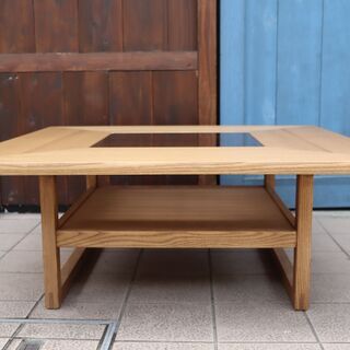 karimoku(カリモク家具)のオーク材を使用したセンターテーブルです 