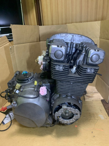 ゼファー400 エンジン シリンダー ピストン