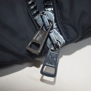 苫小牧バナナ】クリーニング済み MONCLER/モンクレール ダウンベスト 