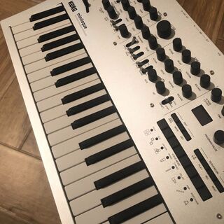 値引きしました]美品 KORG Minilogue シルバー 完動品 シンセサイザー
