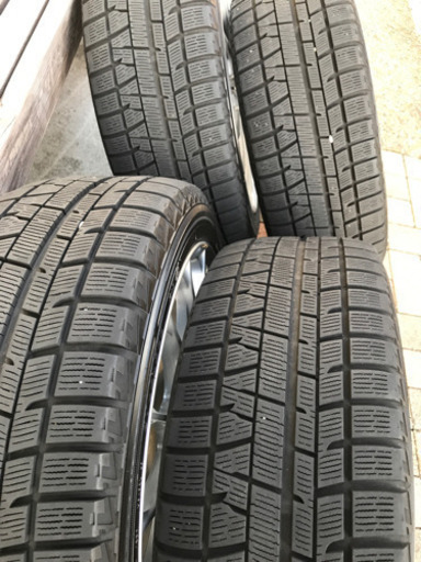 プリウス用スタッドレス　215-45r17