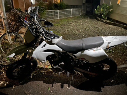 Dトラッカー　カワサキ　バイク本体