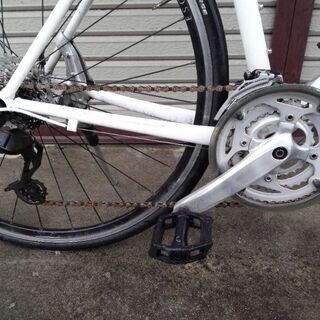 GIANT ジャイアント クロスバイク ESCAPE R3 24段変速 500 ホワイト