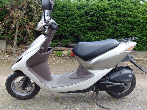 HONDA Dio AF57 4スト　タイヤ前後、バッテリー新品　シートカバー張替え