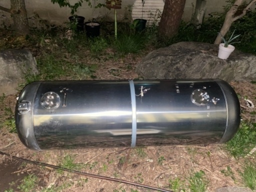 ステンレスタンク引き取り5/22まで