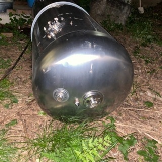 ステンレスタンク引き取り5/22まで