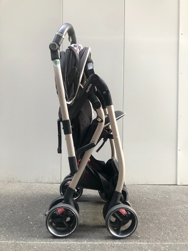アップリカ　オプティアクッション　aprica ベビーカー