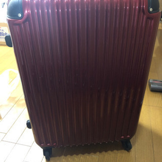 【ネット決済】スーツケース　赤　美品