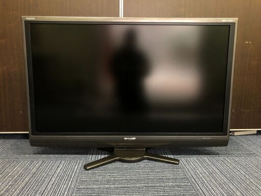 ※値下げしました※シャープ SHARP アクオス LC-46AE7　付属品付　テレビ　2010年製　③　ケース付き 46インチ