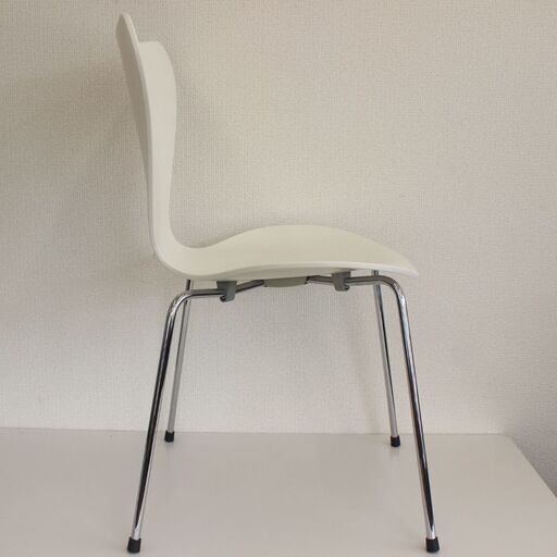 T023) Fritz Hansen セブンチェア Arne Jacobsen デンマーク製 1996 ホワイト アルネ・ヤコブセン フリッツハンセン 椅子