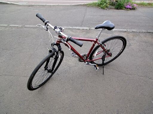 ジャイアント 自転車 28インチ ワインレッド系 3x8速 シティサイクル ライト/警鈴無し 札幌市 中央区　南12条店