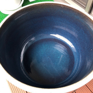 陶器製　大型睡蓮鉢