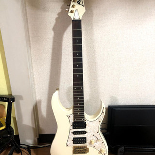 【ネット決済】Ibanez エレキギター　白