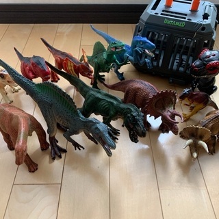 恐竜おもちゃ　12点セット