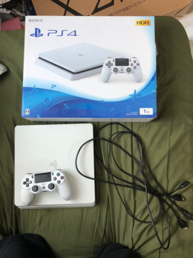 PS4型番2200 1TB