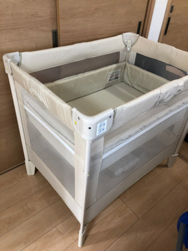 アップリカ ココネルエアー ベビーベッド