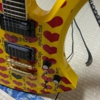 イエローハート Burny MG-145S HY ストラップ付き