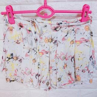 🤍【L】夏❣️花柄インナーパンツスカート