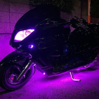オールブラックカスタム‼︎【YAMAHA マジェスティ】スピーカー４発‼︎ LED付