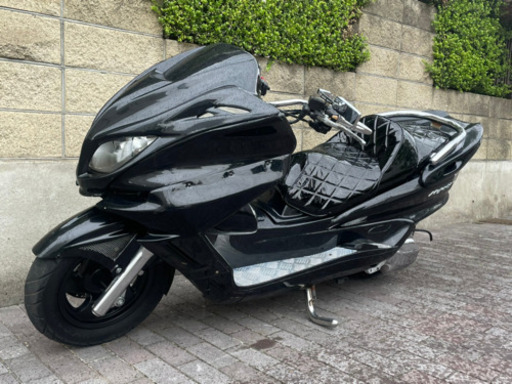 オールブラックカスタム‼︎【YAMAHA マジェスティ】スピーカー４発‼︎ LED付