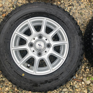 お渡し者確定マッドタイヤ　145R12 軽トラ　軽バン