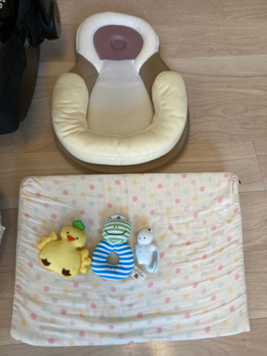 Joie/juva/i-Base ISOFIXチャイルドシート/ジョイー/授乳クッション