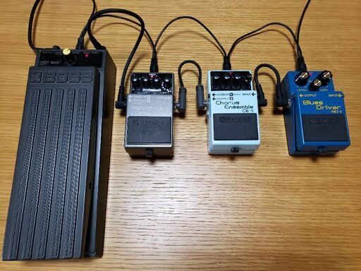 値下げしました。BOSS エレキギター用エフェクター4点セット