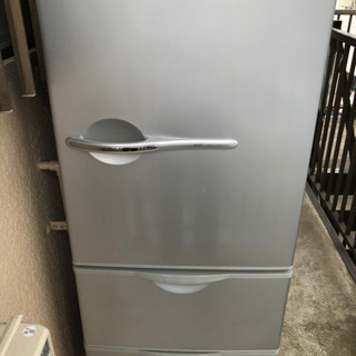 【ネット決済】【お取引き成立】SANYO 冷凍冷蔵庫 SR-26...