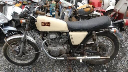 売約済み CB250セニア 部品取りに、レストアベースに！