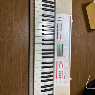 CASIO LK-121 光ナビゲーション ピアノ