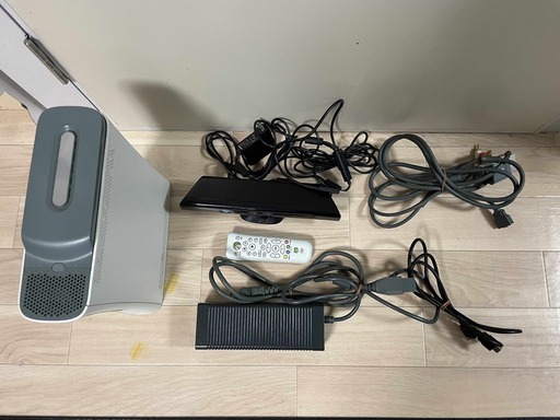 【値下げしました】Xbox360 + ゲームソフト30本 + キネクト