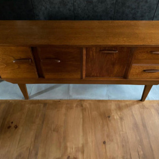 ヴィンテージ サイドボード カップボード 収納家具 リビングボード