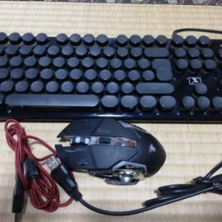 格安!即決!早いもの勝ち！一宮市　ゲーミングキーボード、マウスセ...