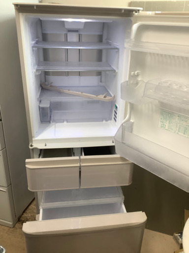 安心の6ヶ月保証付!! 【シャープ14年製】 5ドア冷蔵庫 【トレファク町田店】 安心の6ヶ月保証付!! 【シャープ14年製】 5ドア冷蔵庫 【トレファク