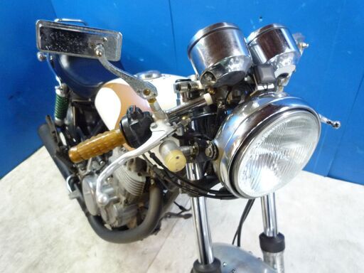 YAMAHA SR400-2 白/茶 車検残R3/7 名変で乗れる 春のお値引き