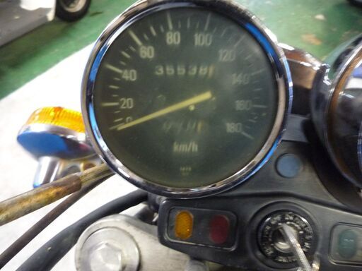 KAWASAKI ゼファー400-2 白/赤 車検残R5/1月 名変で乗れる 春のお