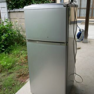 SANYO　冷蔵庫2ドア１１２L　中古きれいです。