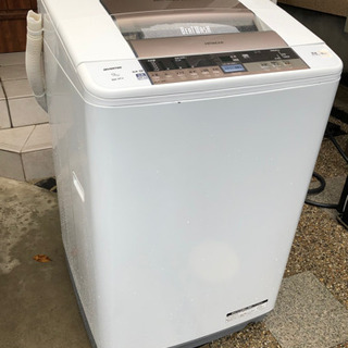 HITACHI  洗濯機　　2014年製