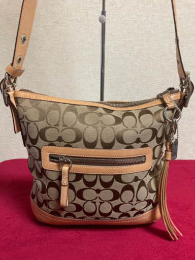 5MKO371   COACH ショルダーバッグ ベージュ オシャレ