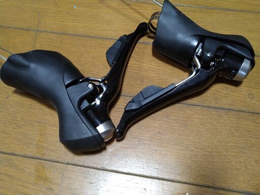 委託） ロードバイク 5800系 105 シフター 黒 ケーブル付属 