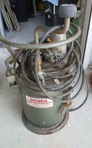 ★引き取り歓迎★下見可能★アネスト岩田 ペイントタンク PT-10C 　現状渡し