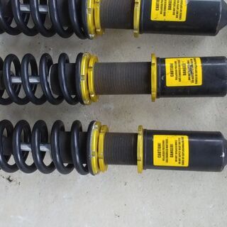 ★引取り歓迎★下見可能★　車高調サスペンション4本セット　メーカー不明　現状渡し　使用品