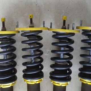 ★引取り歓迎★下見可能★　車高調サスペンション4本セット　メーカー不明　現状渡し　使用品